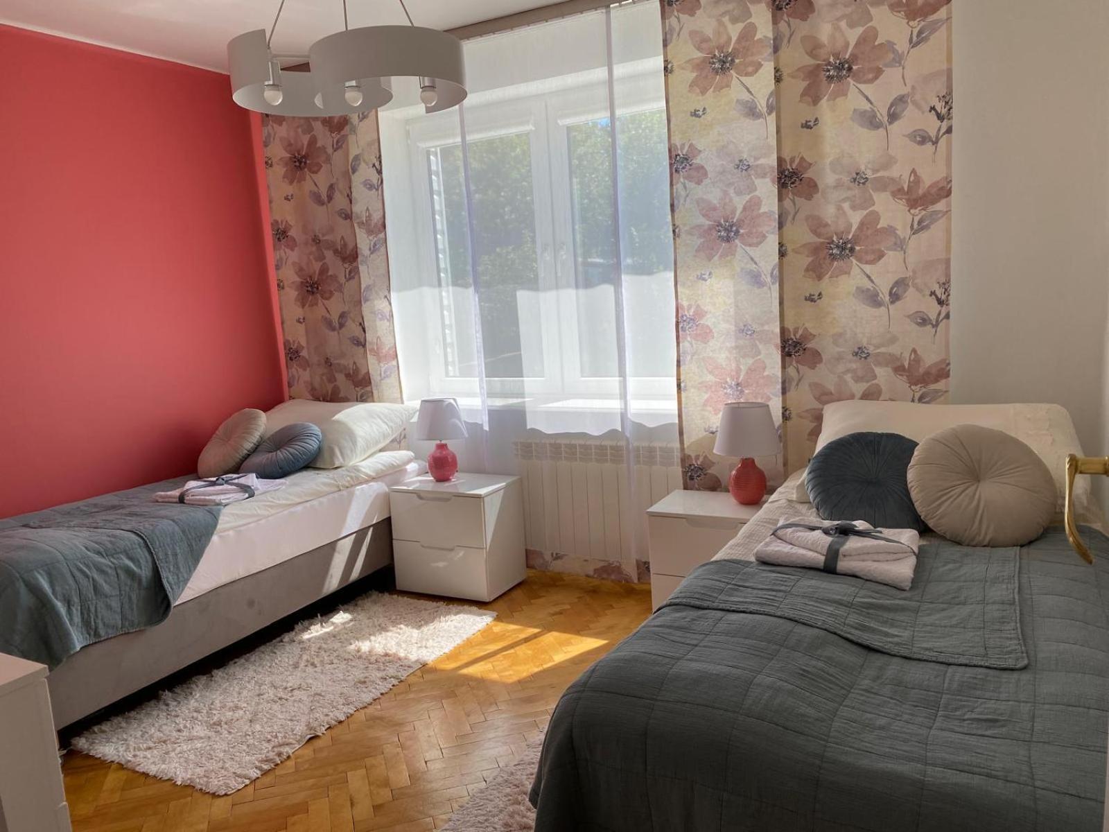 Przytulny Dom Pod Jabloniami Przy Targach Kielce Villa Kültér fotó
