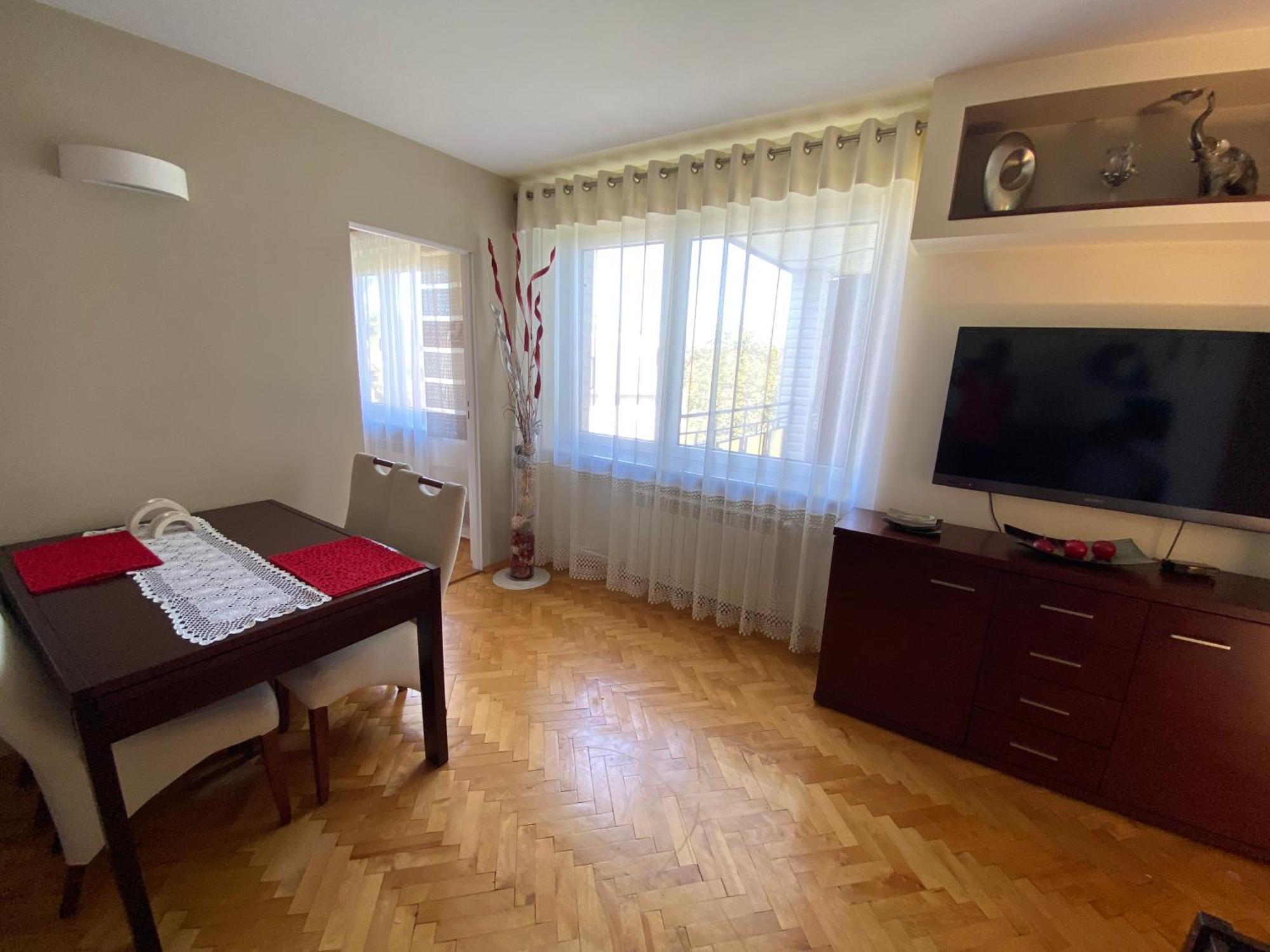 Przytulny Dom Pod Jabloniami Przy Targach Kielce Villa Kültér fotó